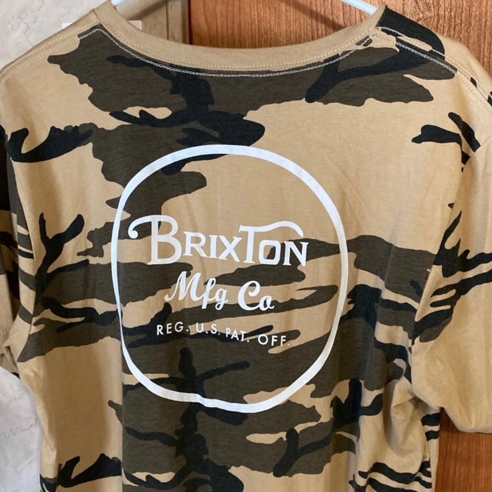 3 men’s brixton tees